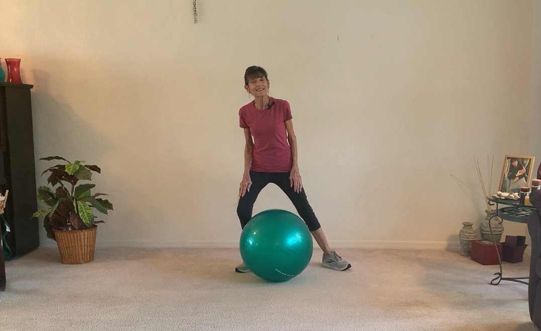 10 Minute Gentle Stretch With A Big Ball